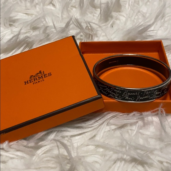 Hermes Jewelry - Black Hermès Enamel Bangle